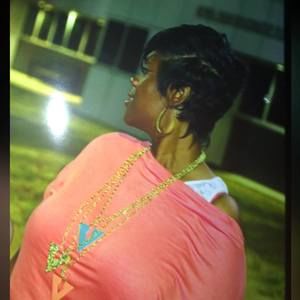 Meet your Posher, Alva